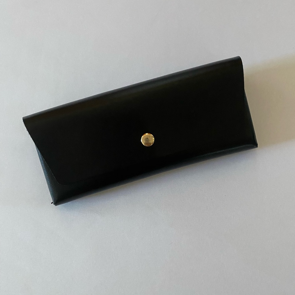 Fashion Rectangle Sunglasses with Case - Picture 7 of 7